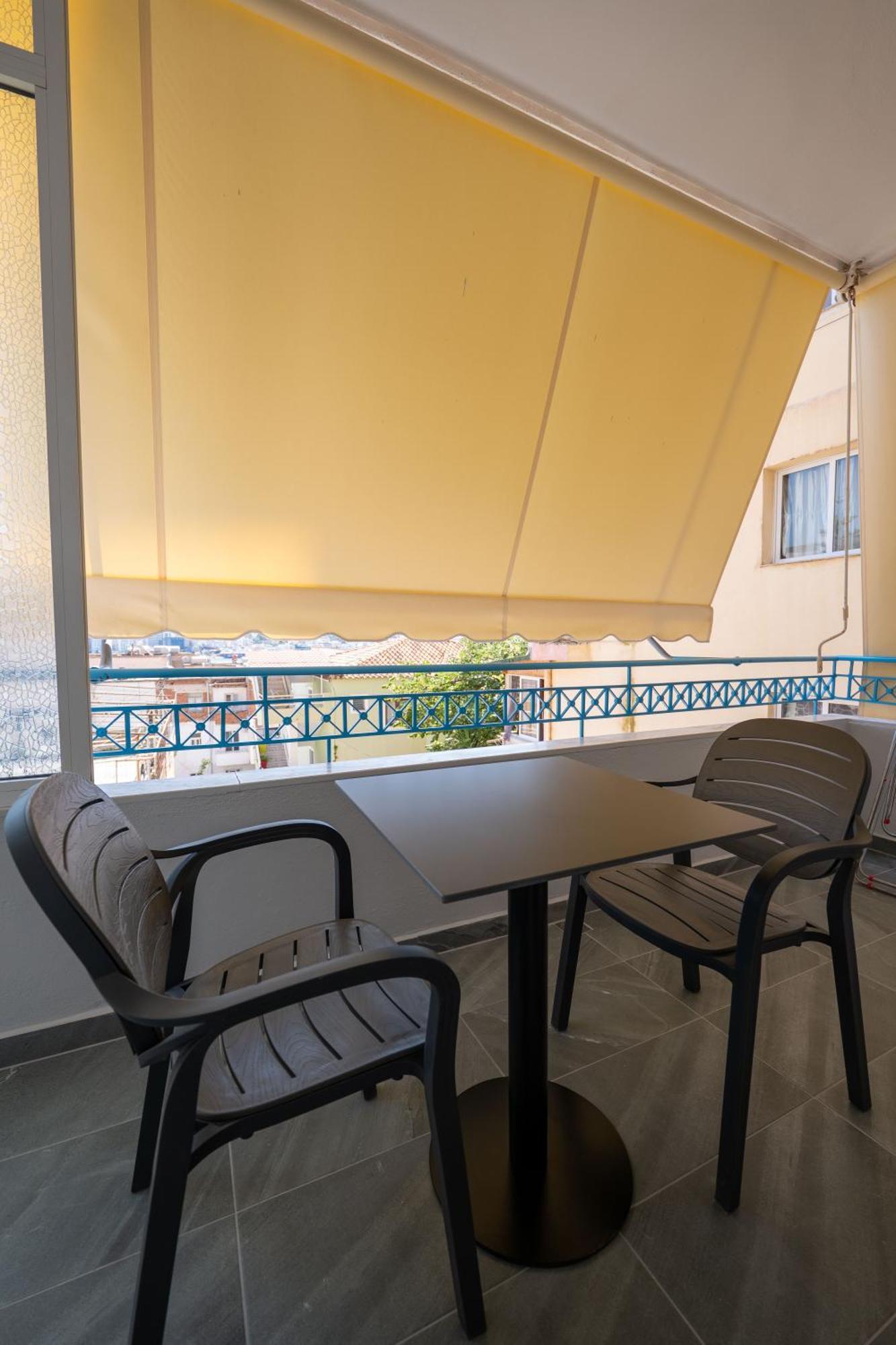 סרנדה Hotel Porti מראה חיצוני תמונה